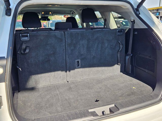 Thumbnail: 2024 Toyota Highlander - 29