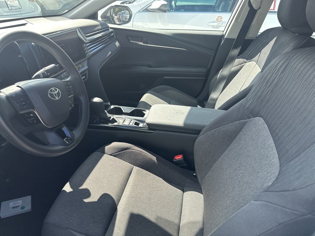 2025 Toyota Camry LE photo 3