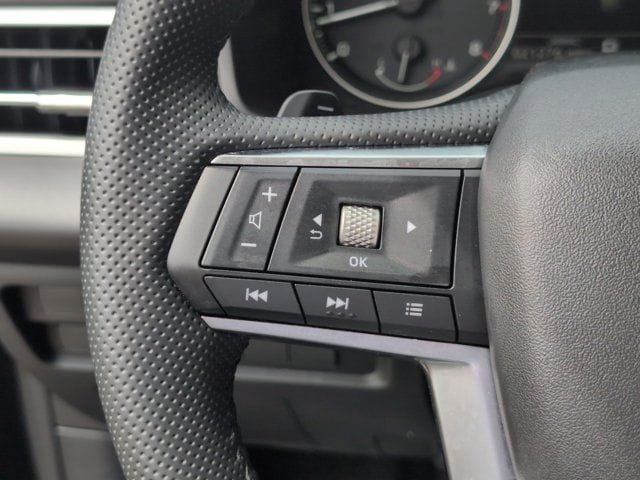 Thumbnail: 2025 Mitsubishi Outlander - 21