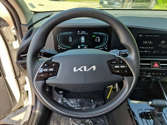 Thumbnail: 2025 Kia Niro - 22