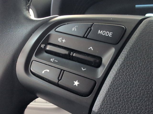 Thumbnail: 2025 Hyundai Venue - 10