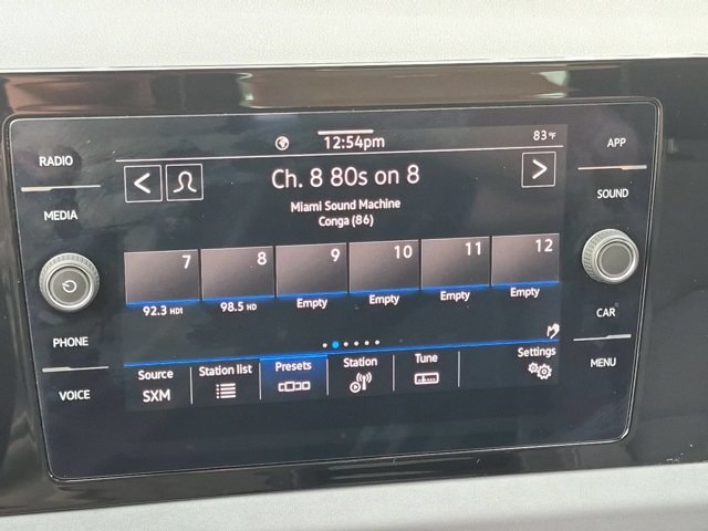 2025 Volkswagen Jetta SE - Photo 18