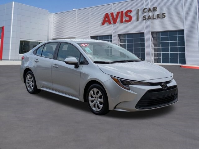 2024 Toyota Corolla LE photo 2