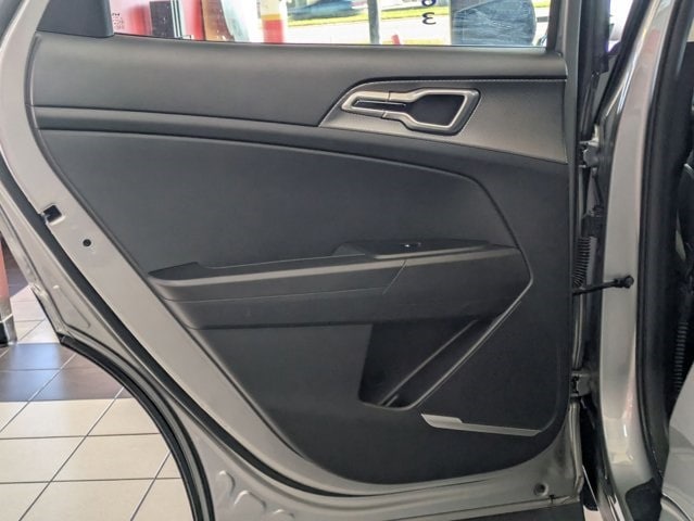 Thumbnail: 2024 Kia Sportage - 24