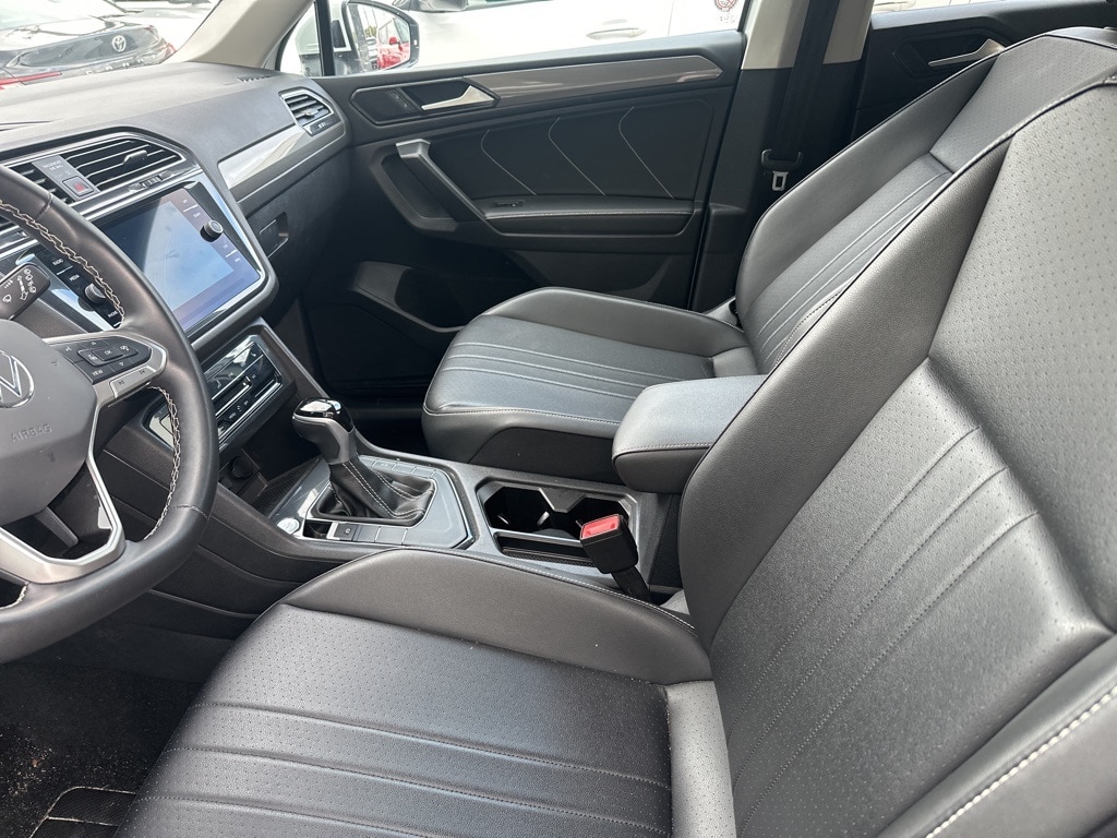 Thumbnail: 2024 Volkswagen Tiguan - 4