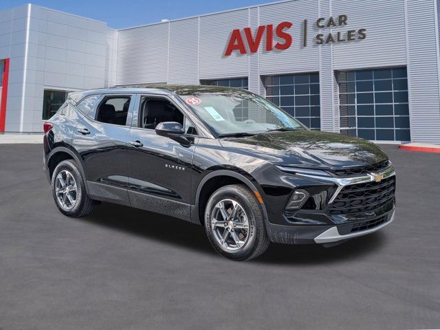 Thumbnail: 2025 Chevrolet Blazer - 3