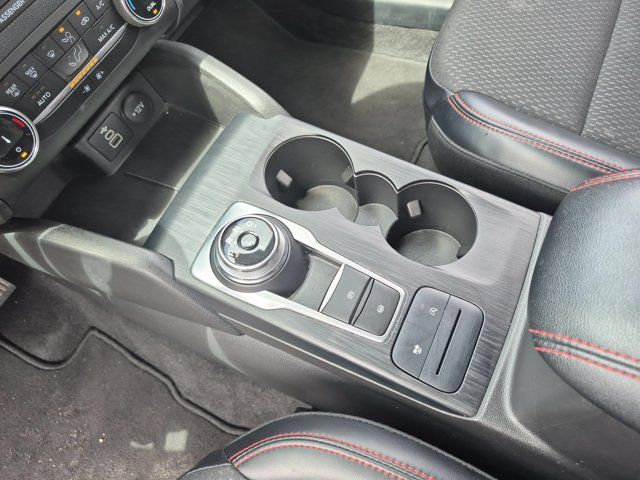 2025 Ford Escape ST-Line - Photo 23