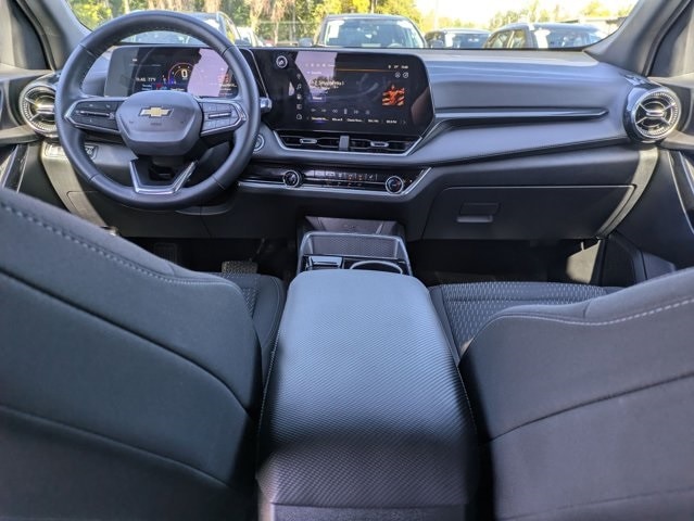 Thumbnail: 2025 Chevrolet Equinox - 25