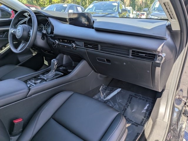 Thumbnail: 2025 Mazda Mazda3 - 32