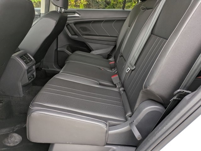 Thumbnail: 2024 Volkswagen Tiguan - 22