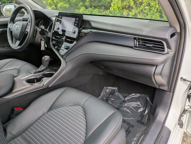 Thumbnail: 2024 Toyota Camry - 32