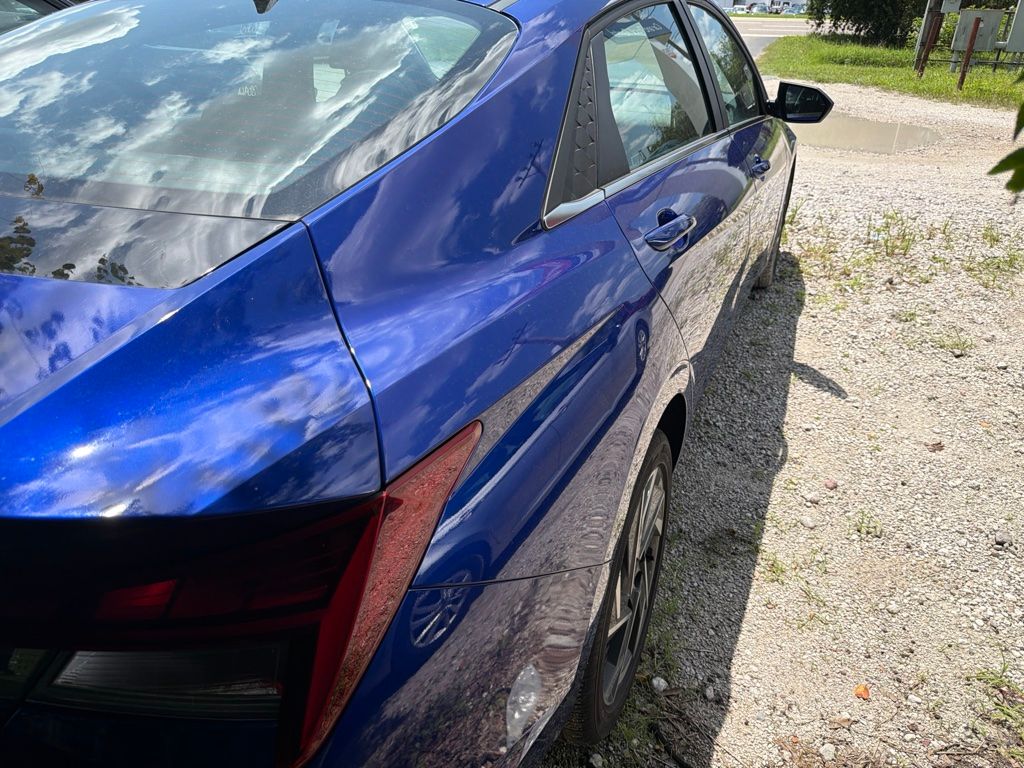 Thumbnail: 2025 Hyundai Elantra - 8