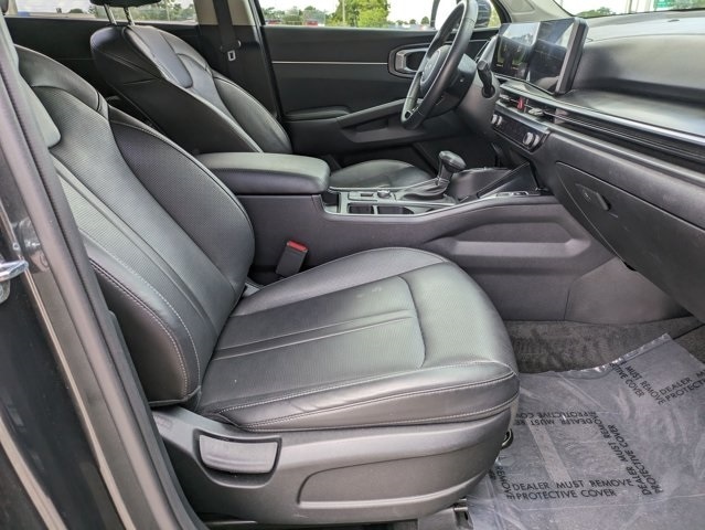 Thumbnail: 2024 Kia Sorento - 32