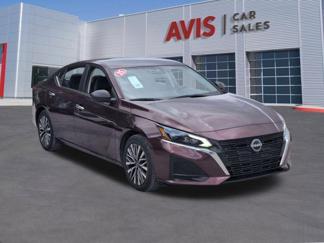 Thumbnail: 2025 Nissan Altima - 3