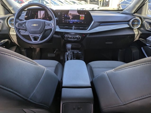 Thumbnail: 2025 Chevrolet Trax - 19