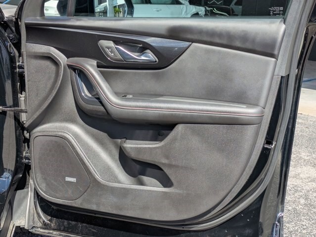 Thumbnail: 2025 Chevrolet Blazer - 30