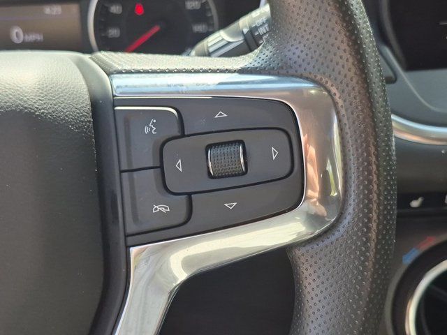 Thumbnail: 2025 Chevrolet Blazer - 21