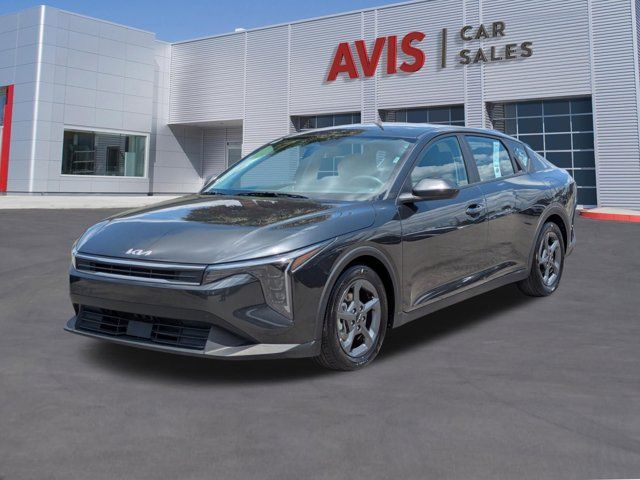 2025 Kia K4 LXS AT's photo