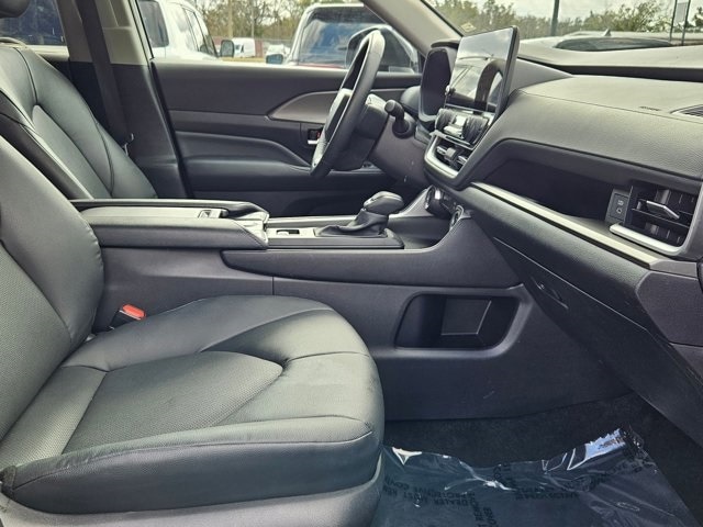 Thumbnail: 2025 Toyota Grand Highlander - 32