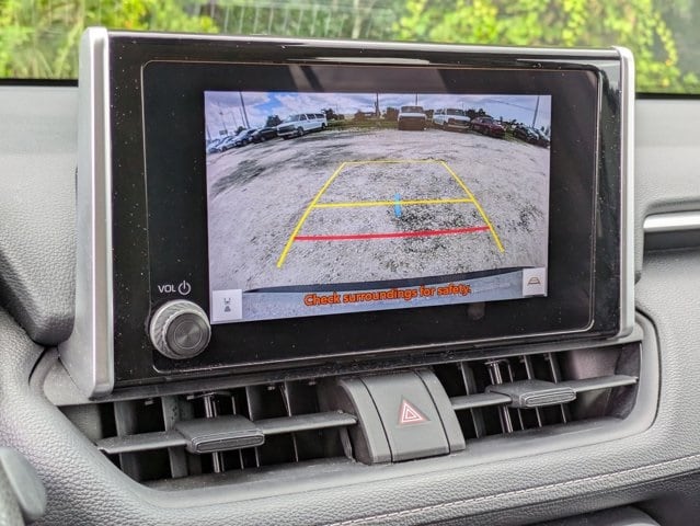 Thumbnail: 2024 Toyota RAV4 - 17