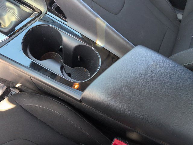 Thumbnail: 2025 Hyundai Elantra - 24