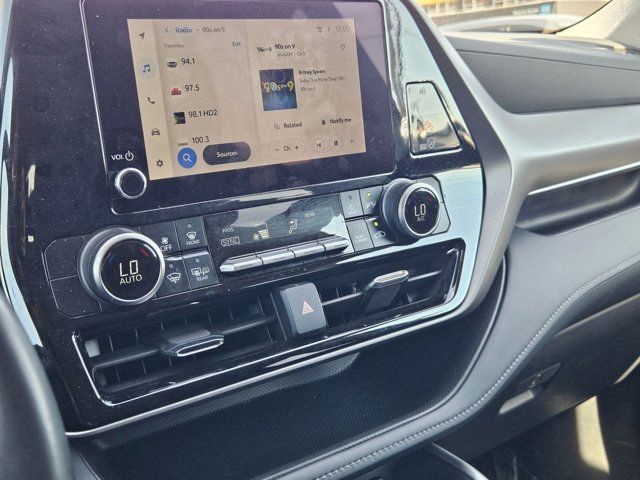 Thumbnail: 2024 Toyota Highlander - 17