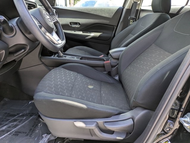 Thumbnail: 2024 Nissan Kicks - 24