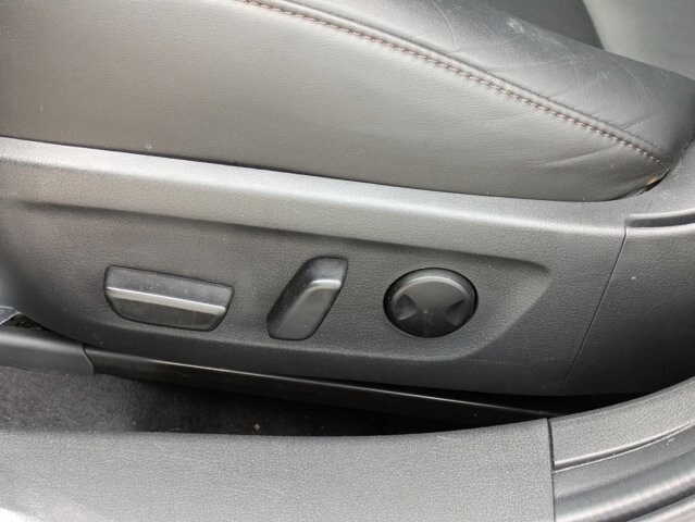 Thumbnail: 2025 Mazda Mazda3 - 6