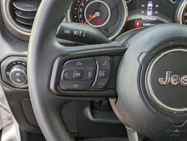 Thumbnail: 2023 Jeep Gladiator - 20