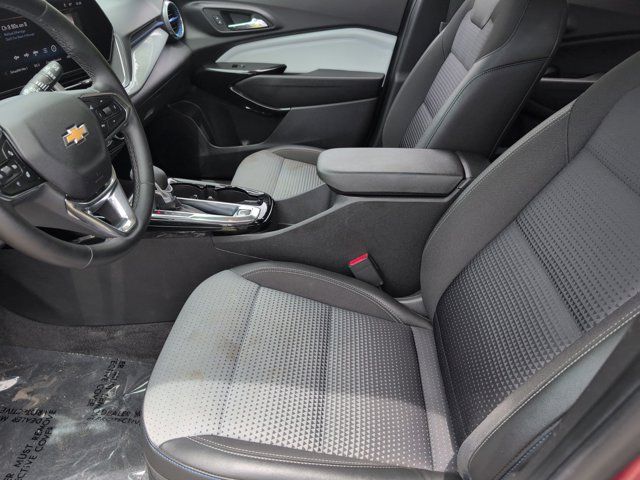 Thumbnail: 2025 Chevrolet Trax - 24