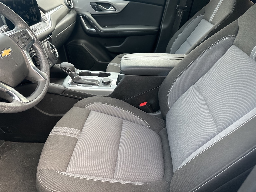 Thumbnail: 2025 Chevrolet Blazer - 5