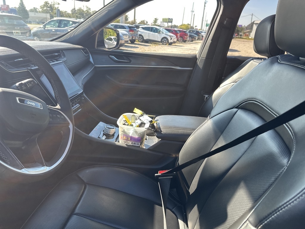 Thumbnail: 2024 Jeep Grand Cherokee L - 6