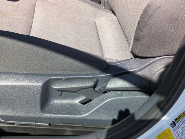 Thumbnail: 2025 Toyota Camry - 15