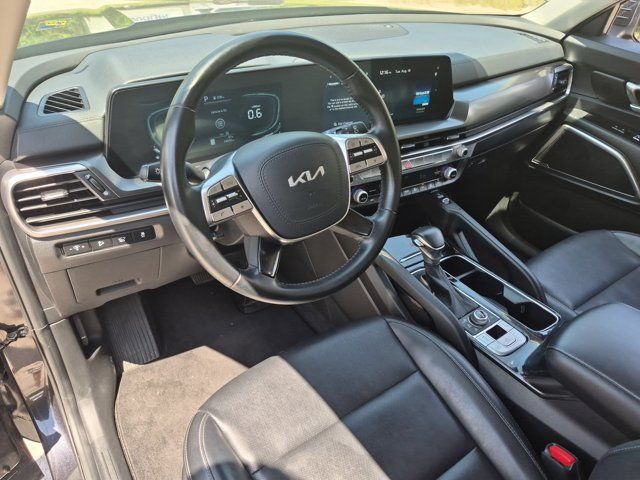 2025 Kia Telluride S - Photo 15