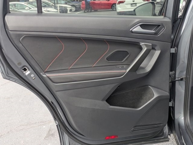 Thumbnail: 2024 Volkswagen Tiguan - 19