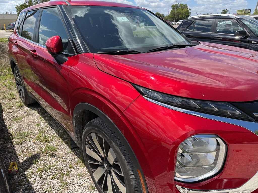 Thumbnail: 2025 Mitsubishi Outlander - 9