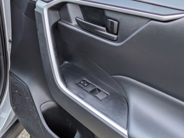 Thumbnail: 2024 Toyota RAV4 - 34