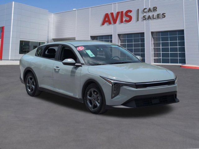 Thumbnail: 2025 Kia K4 - 3
