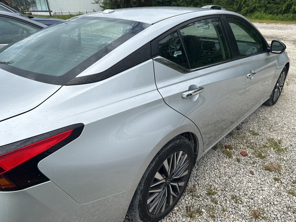 Thumbnail: 2024 Nissan Altima - 4