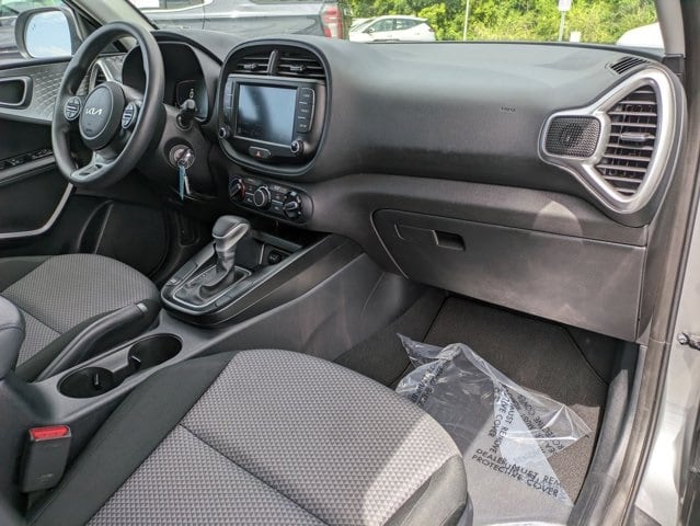 Thumbnail: 2024 Kia Soul - 32