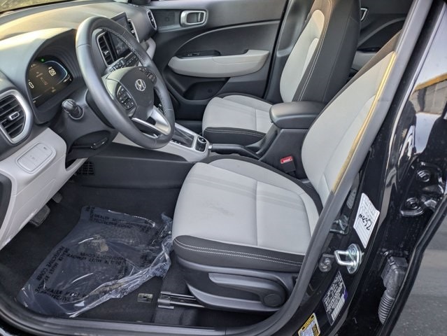 Thumbnail: 2025 Hyundai Venue - 22