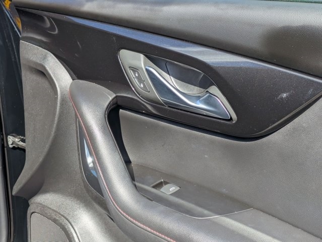 Thumbnail: 2025 Chevrolet Blazer - 31