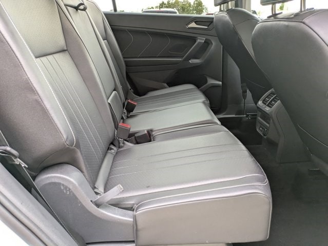 Thumbnail: 2024 Volkswagen Tiguan - 24