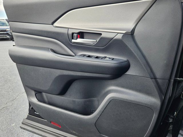 Thumbnail: 2025 Toyota Grand Highlander - 11