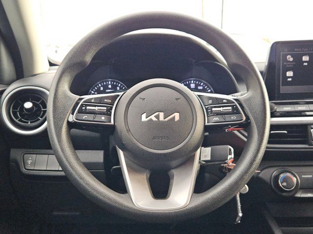 Thumbnail: 2024 Kia Forte - 21