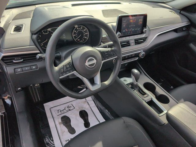 Thumbnail: 2025 Nissan Altima - 15