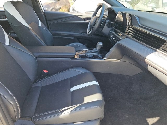 Thumbnail: 2025 Toyota Camry - 30