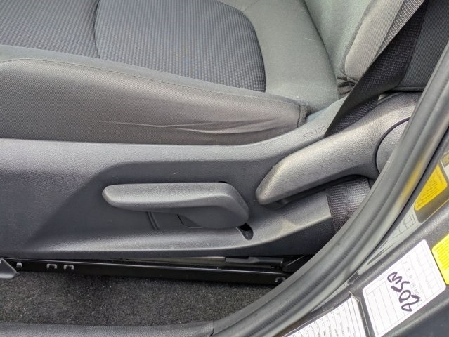 Thumbnail: 2025 Toyota RAV4 - 15