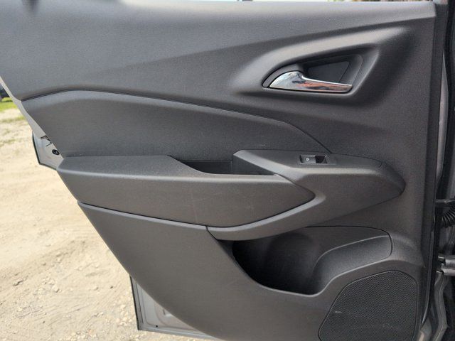 Thumbnail: 2025 Chevrolet Trax - 26