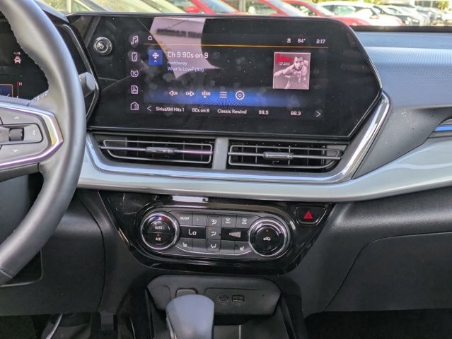 Thumbnail: 2025 Chevrolet Trax - 10